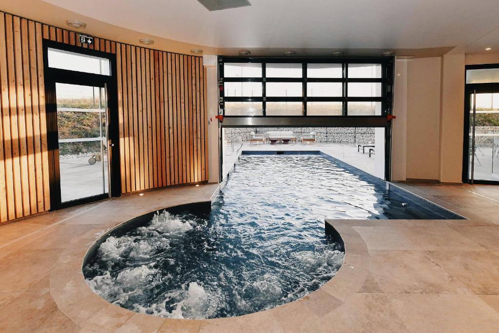 Golden Tulip Reims