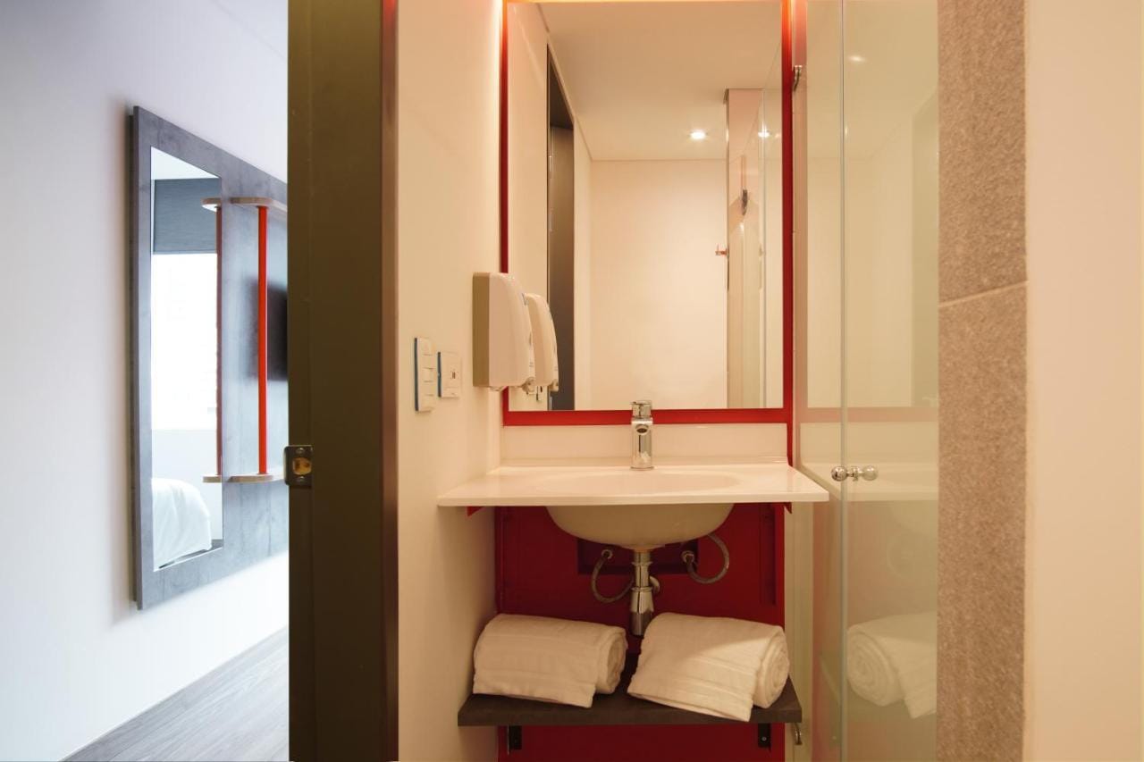 Ibis Budget Bogota Marly