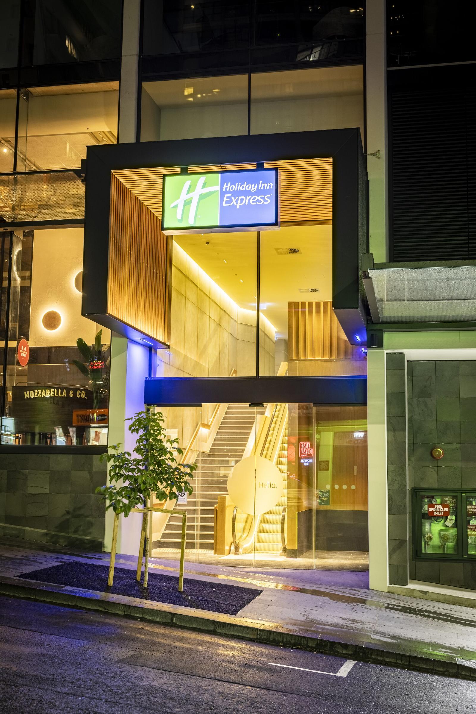 Holiday Inn Express Auckland City Centre, An Ihg Hotel