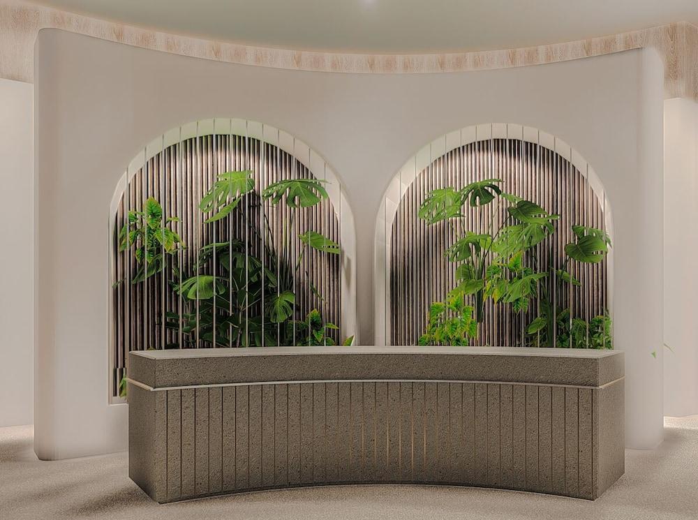 Ensana Aquahouse Hotel