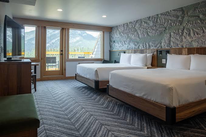 Hotel Canoe And Suites