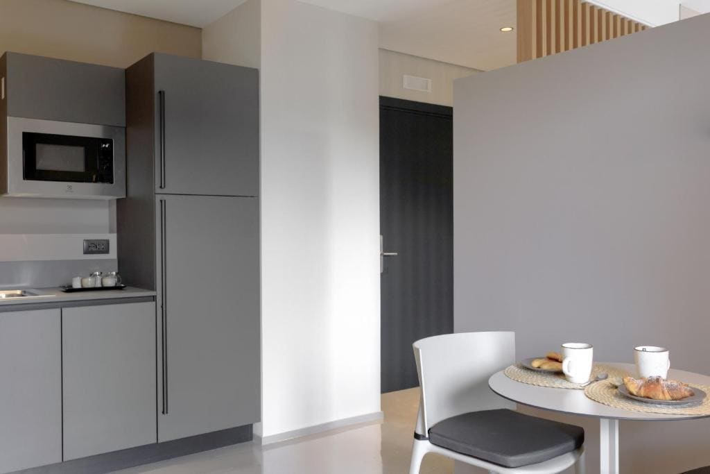 Ollen Apartments