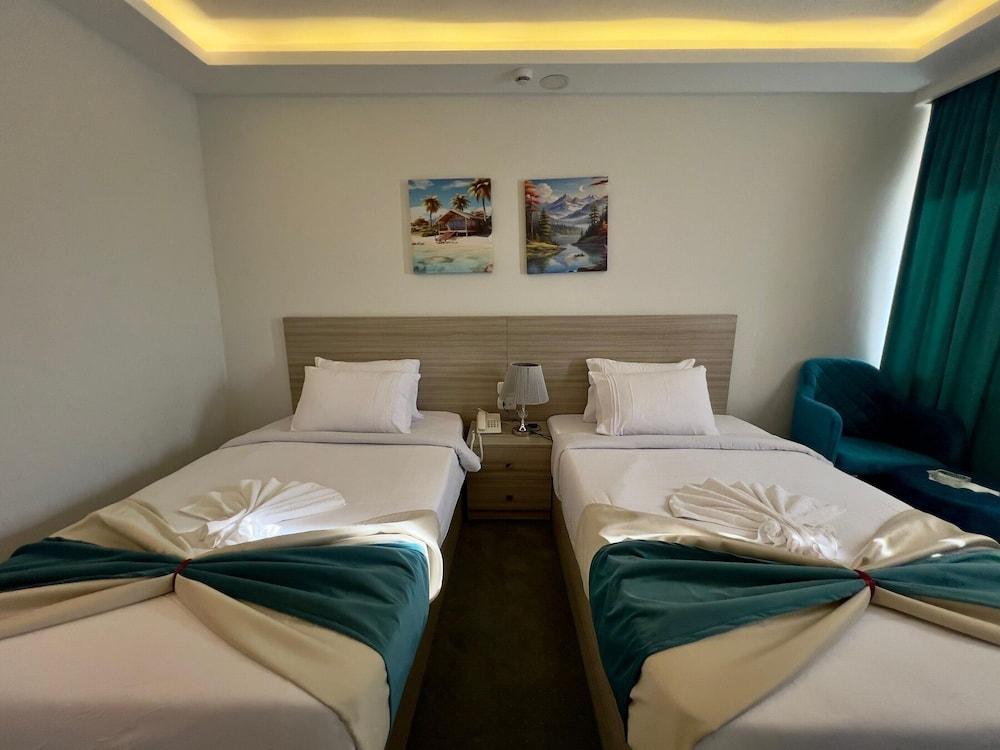 Mar Charbel Hotel Cairo