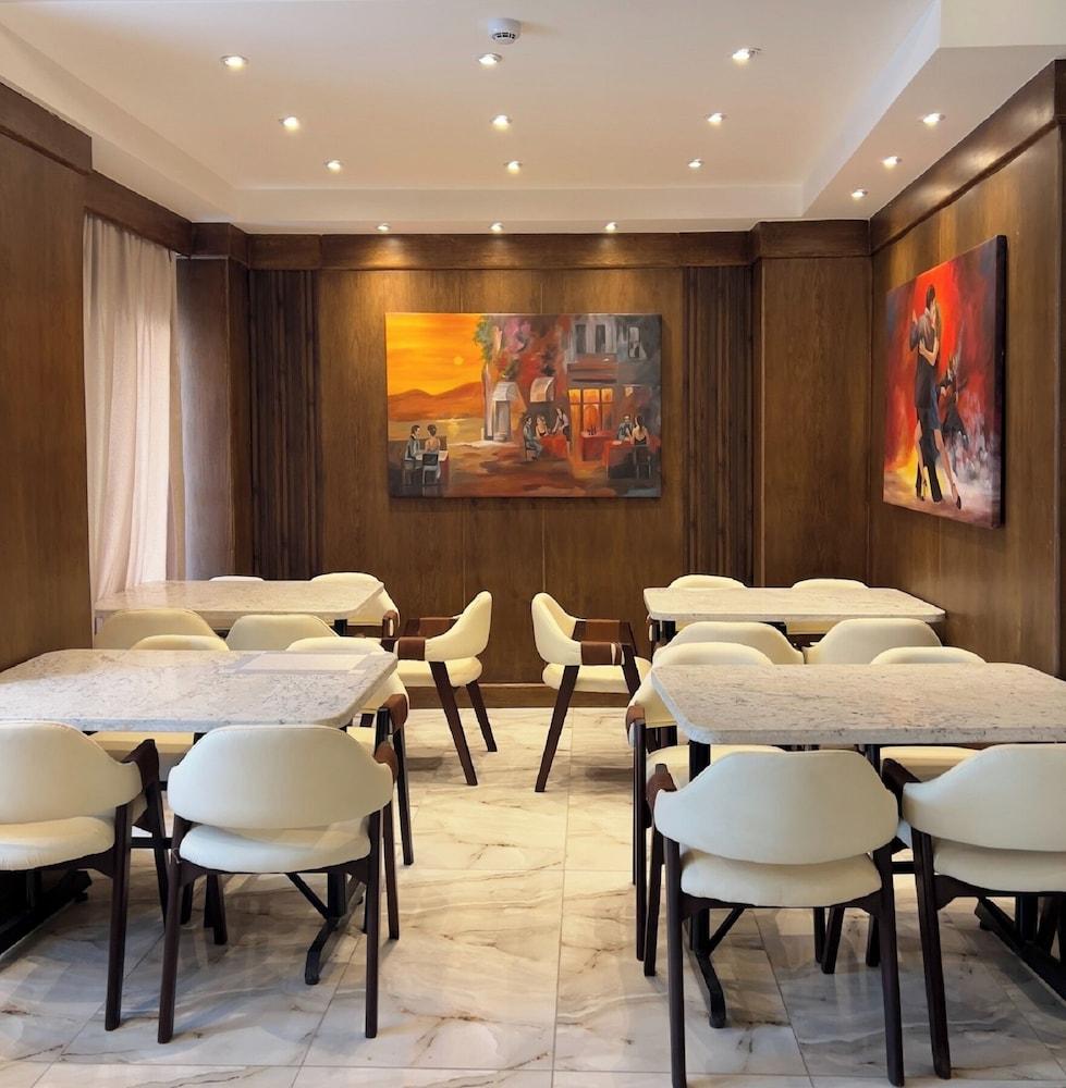 Mar Charbel Hotel Cairo