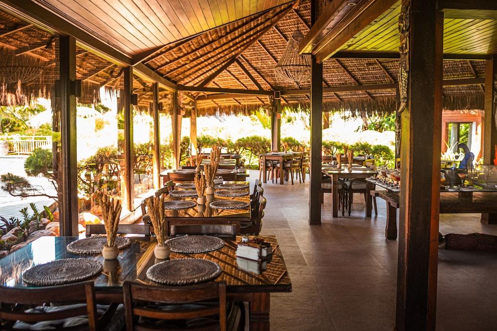Sombra e Agua Fresca Hotel