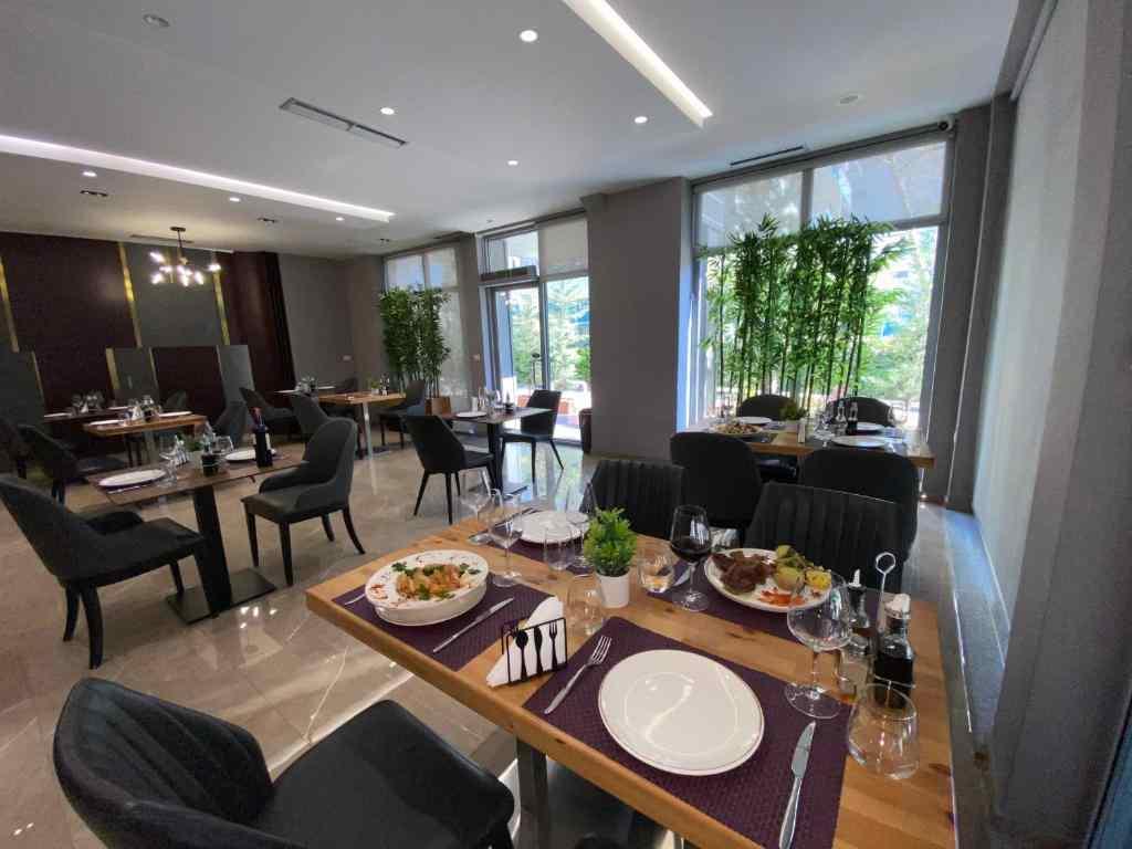 Doanesia Premium Hotel & Spa