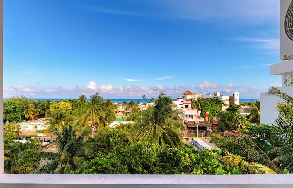 We Hotel Puerto Morelos