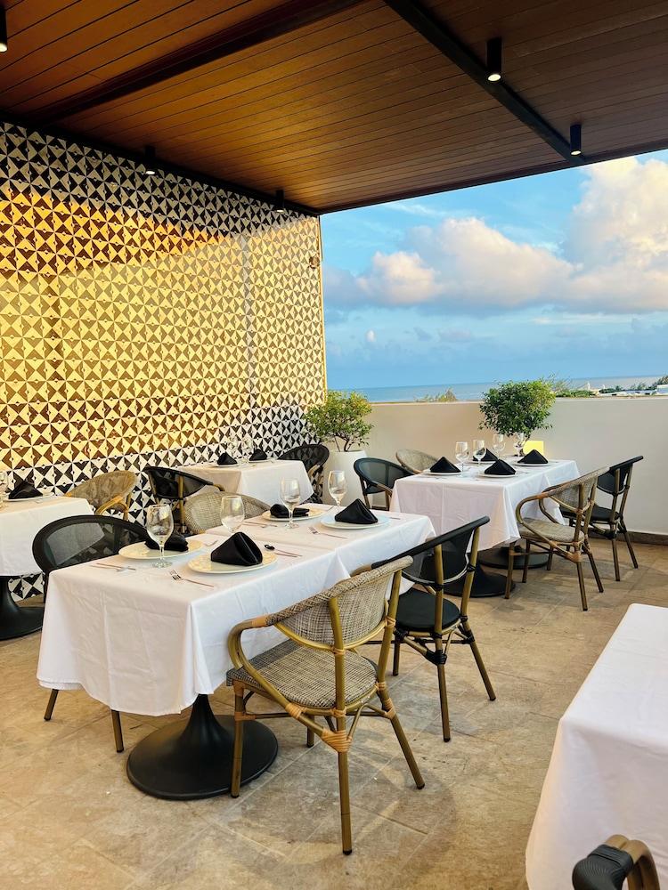 We Hotel Puerto Morelos