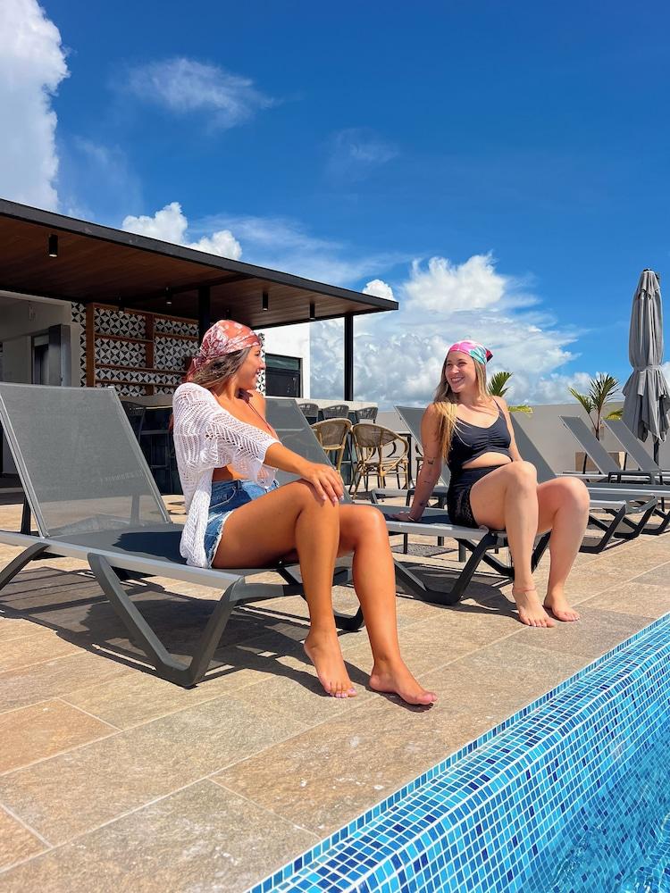 We Hotel Puerto Morelos