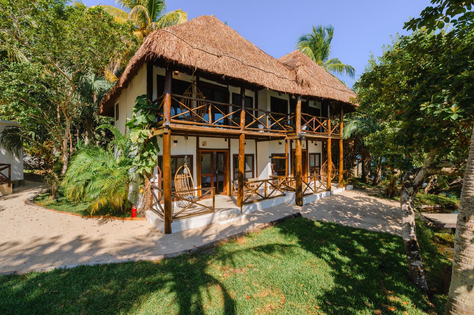 Azulea Bacalar Hotel & Spa