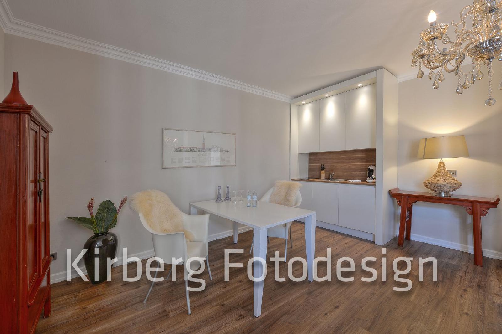 Living Am Carlsplatz