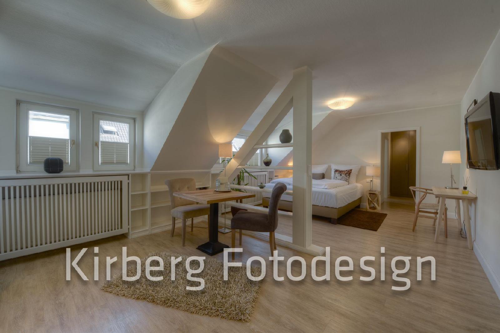 Living Am Carlsplatz