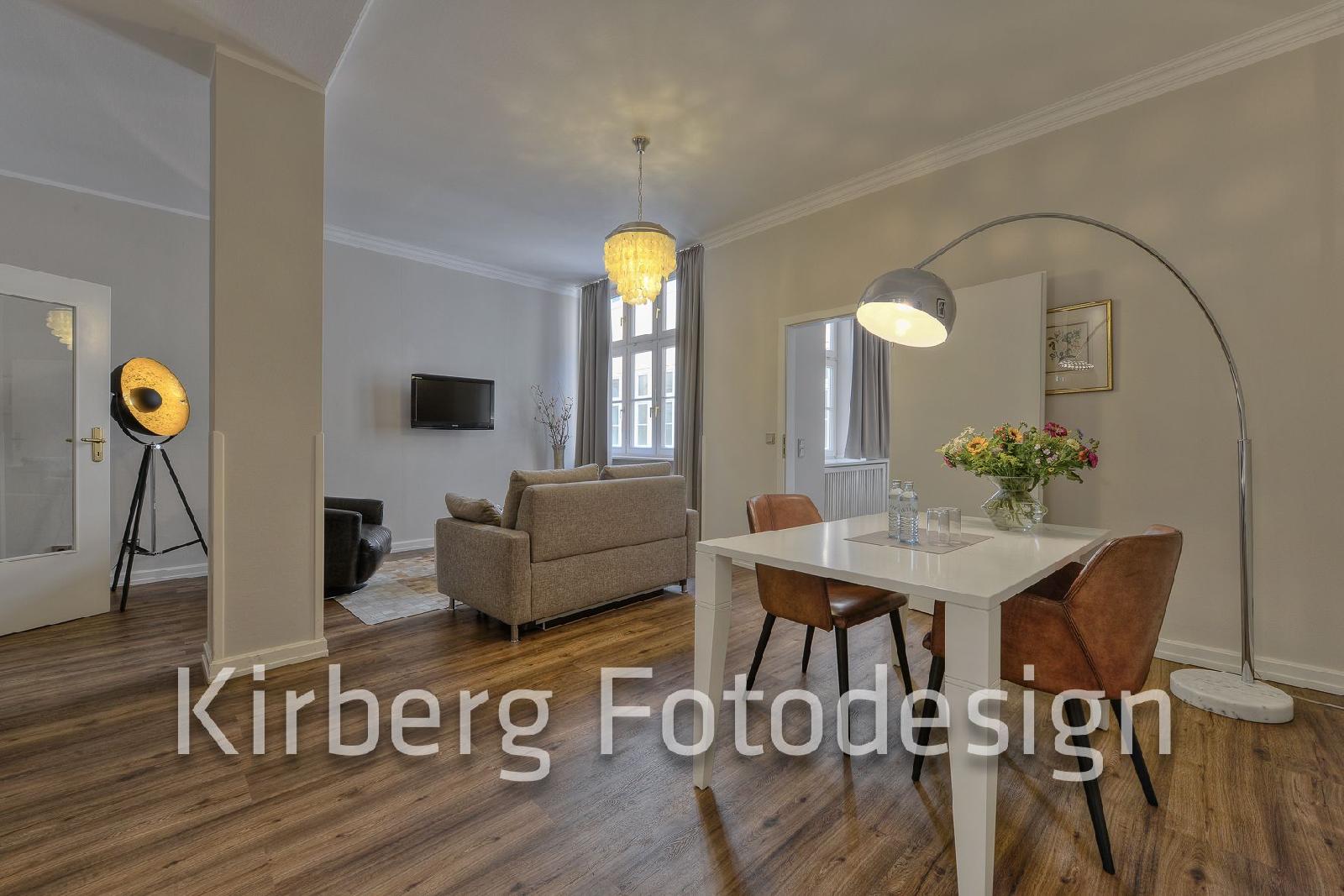 Living Am Carlsplatz