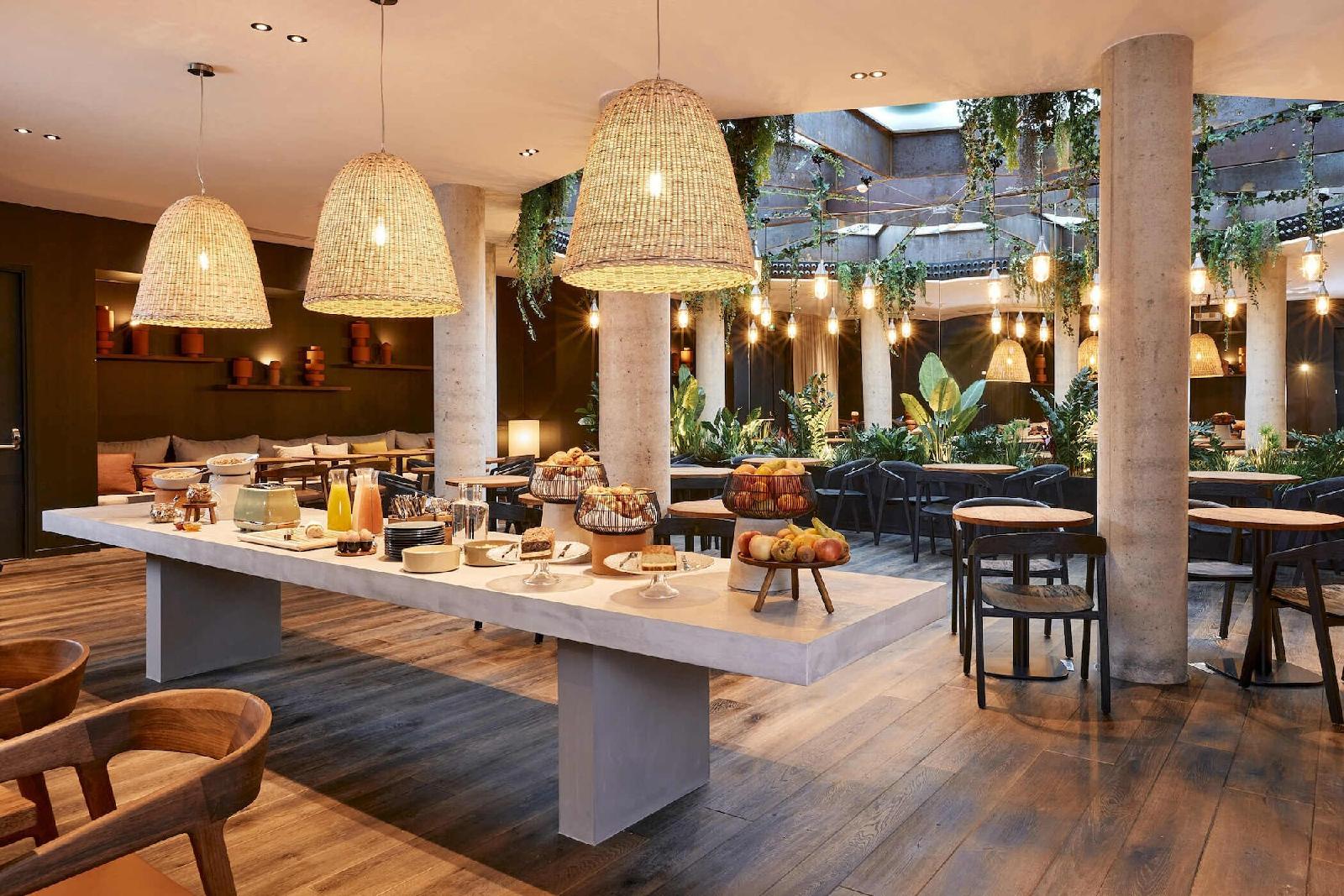Le Bellune Paris Hotel & Spa