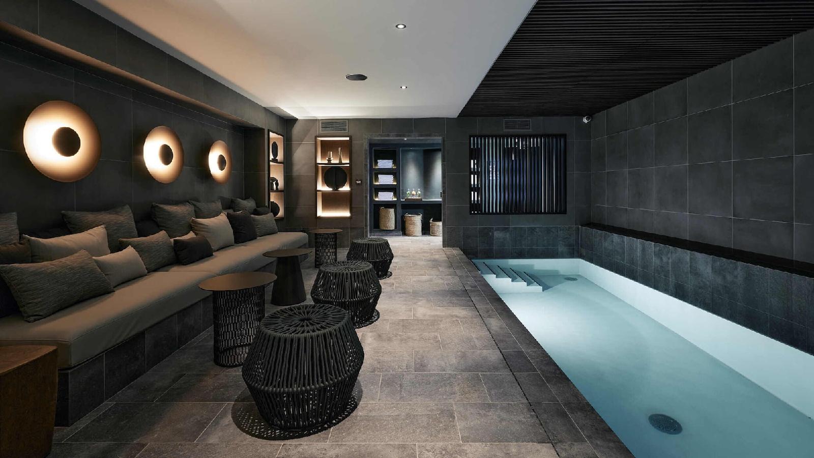 Le Bellune Paris Hotel & Spa