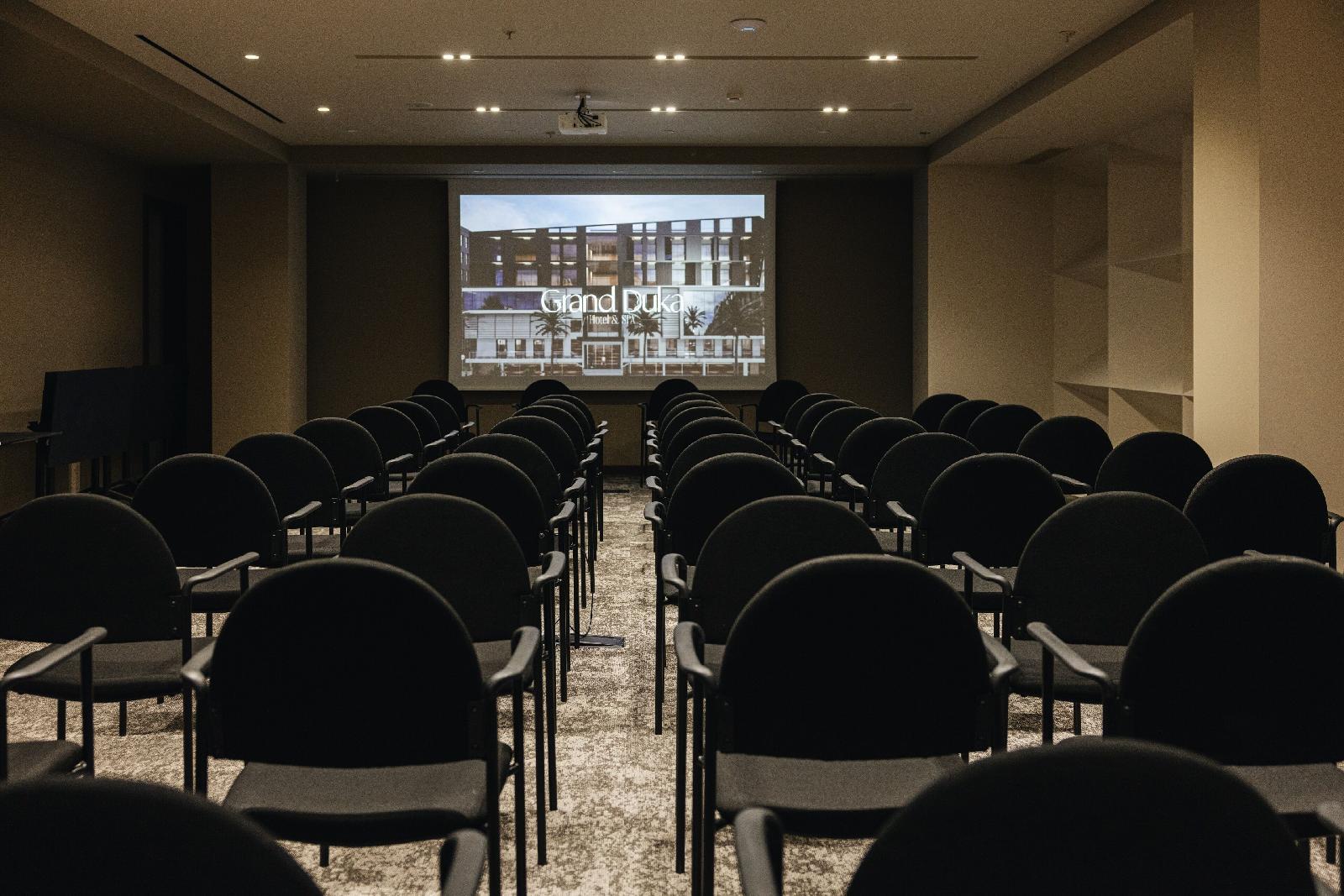 Grand Duka Hotel & Spa