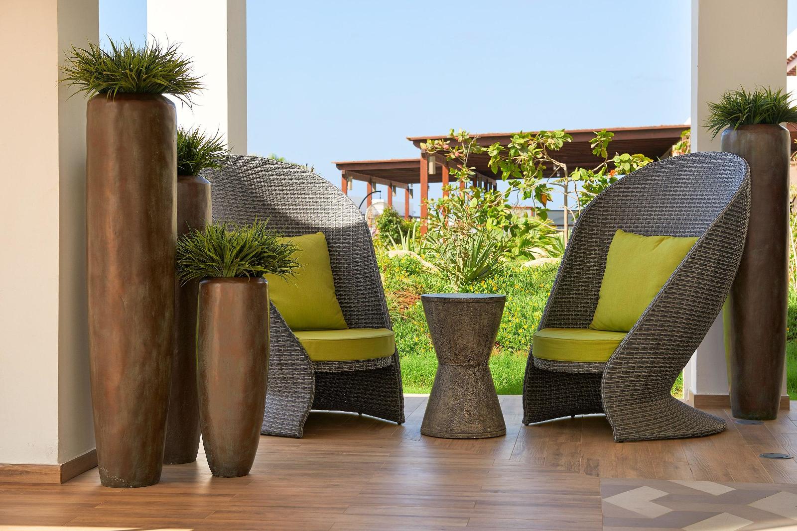 Meliá Laguna Beach (Only +16)