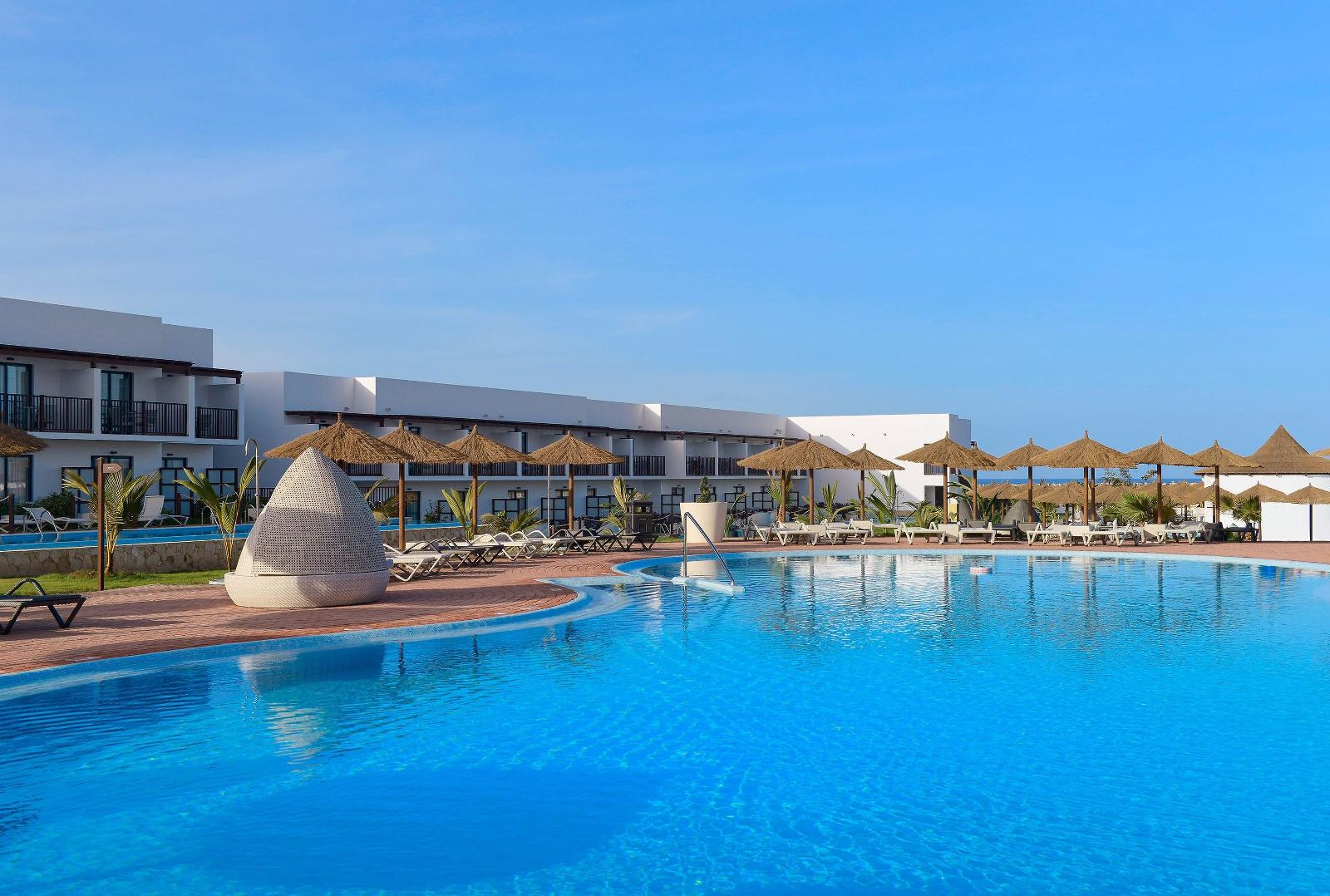Meliá Laguna Beach (Only +16)