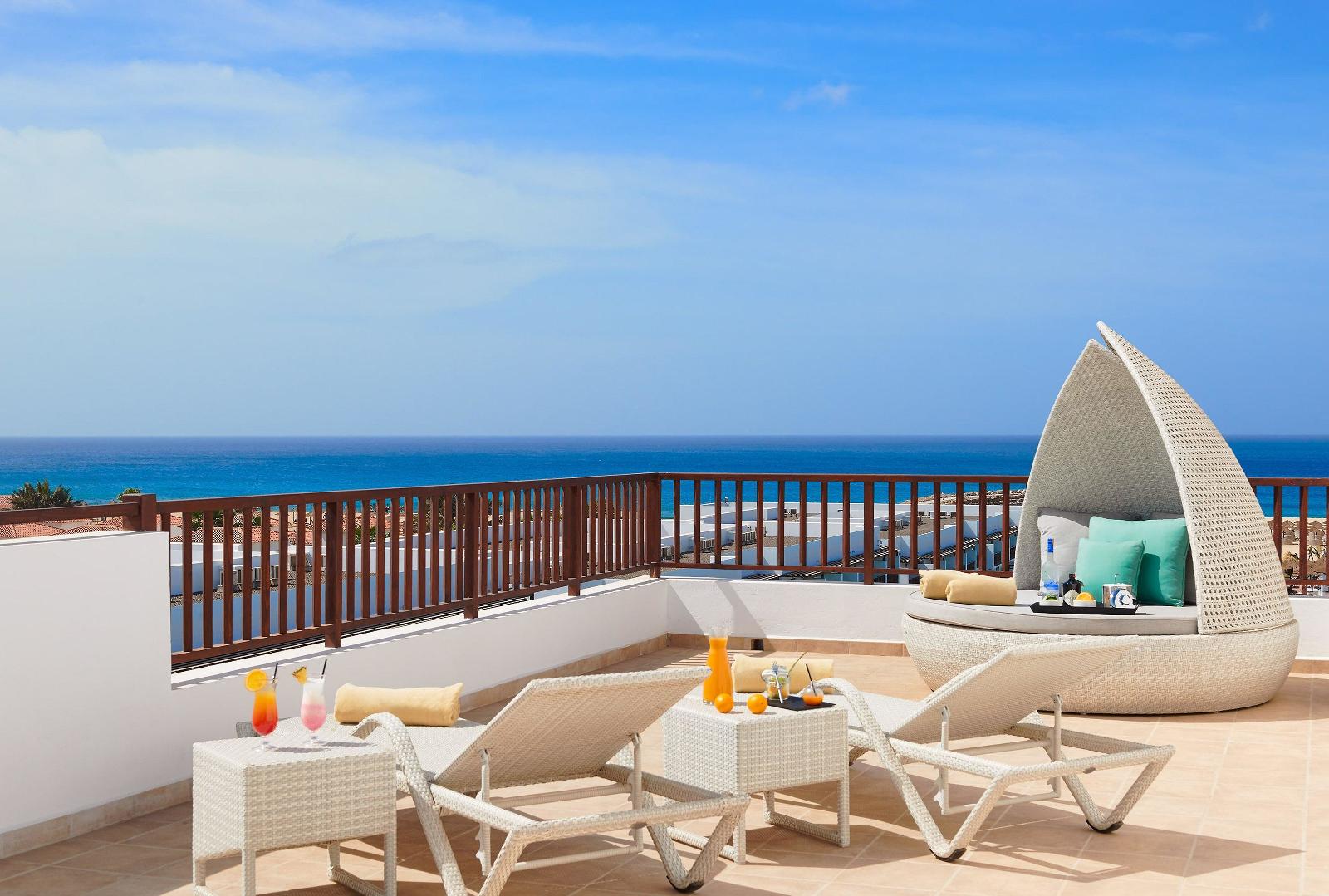 Meliá Laguna Beach (Only +16)