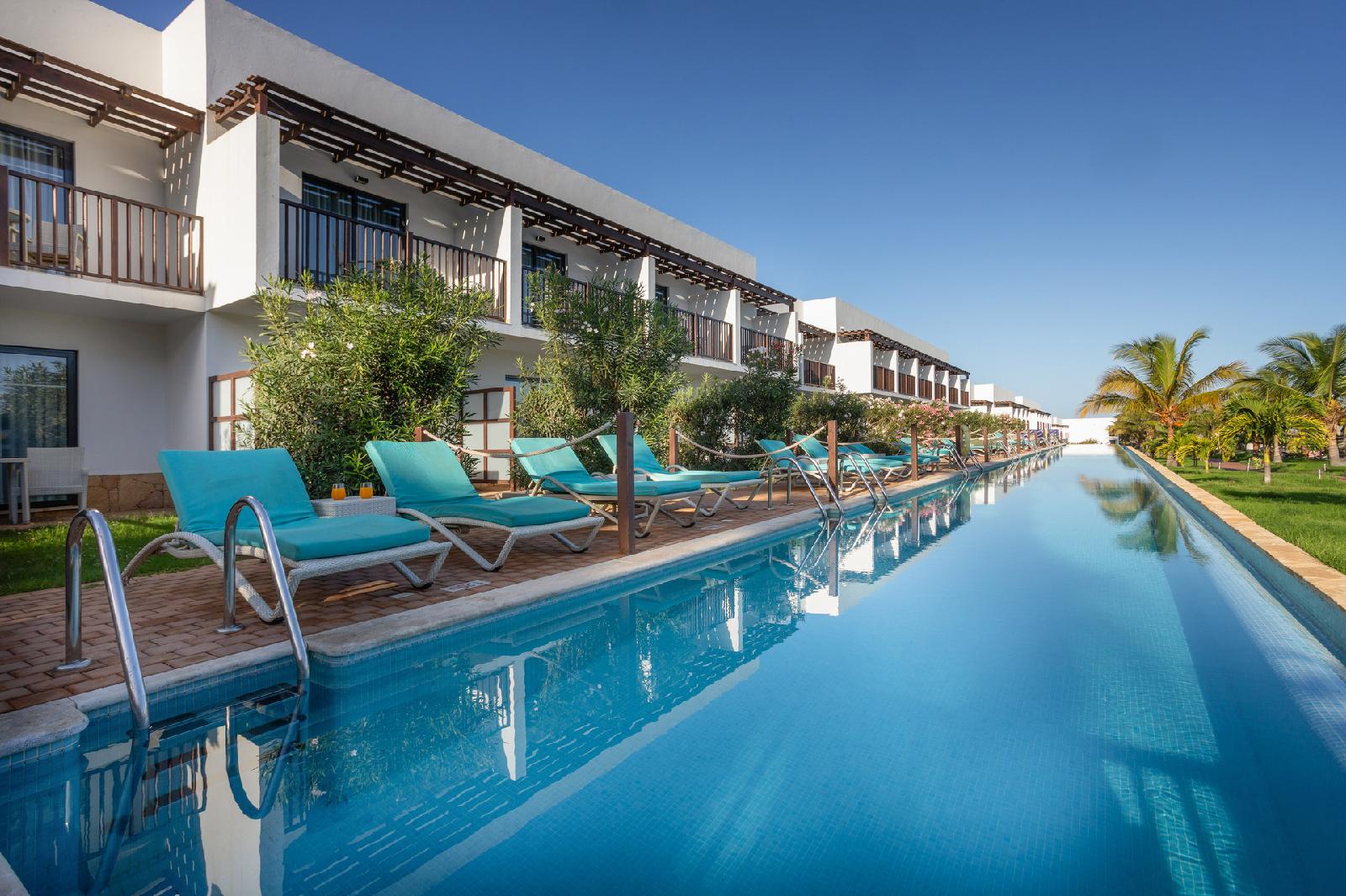 Meliá Laguna Beach (Only +16)