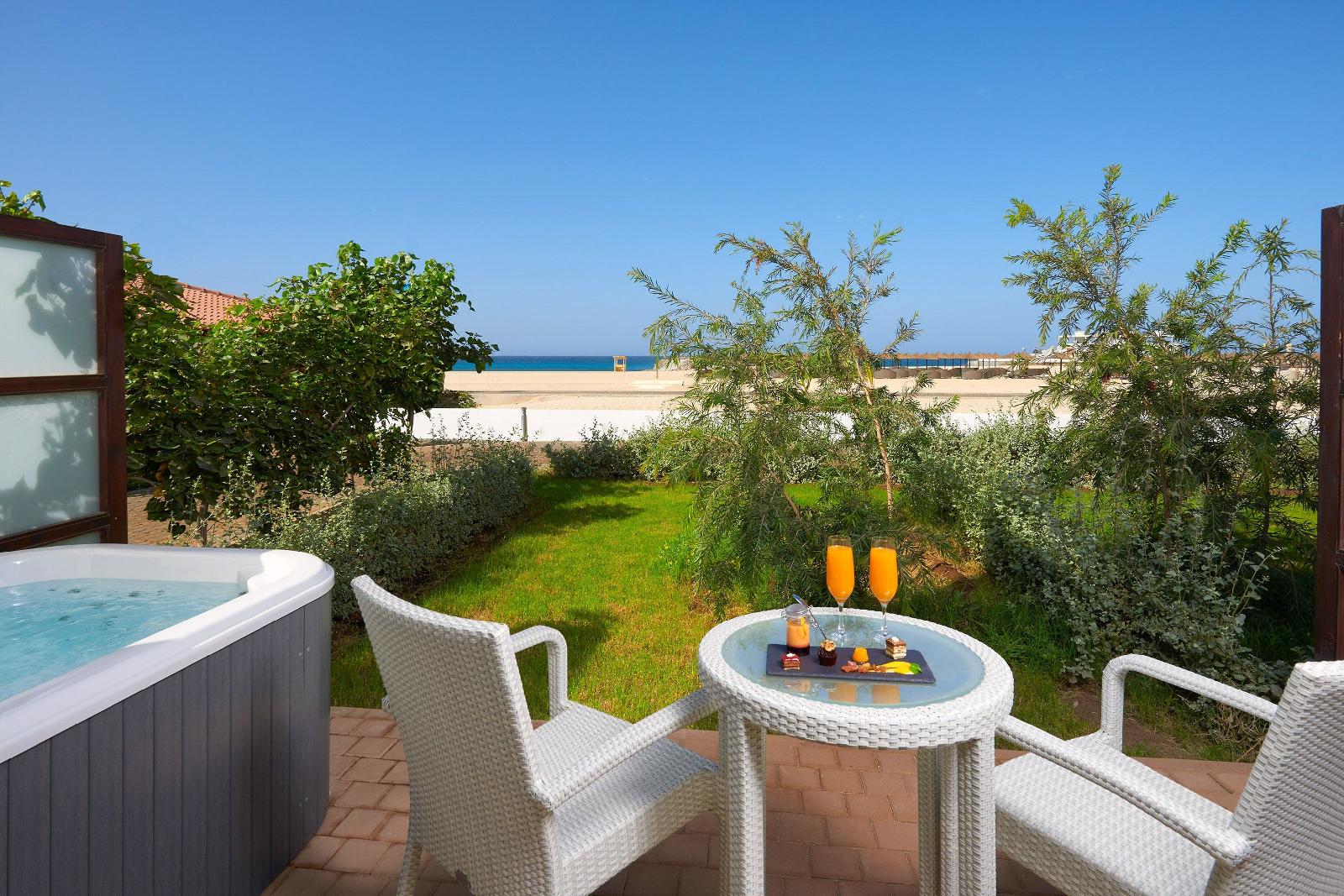 Meliá Laguna Beach (Only +16)