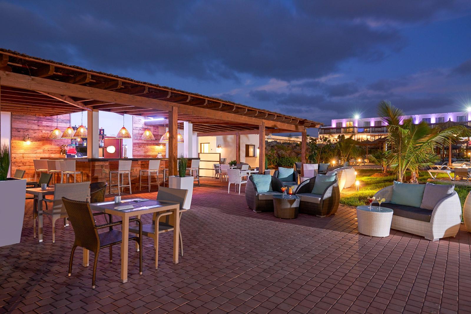 Meliá Laguna Beach (Only +16)