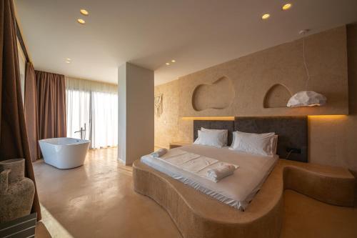 San Angelo Luxury Resort - Adults Only