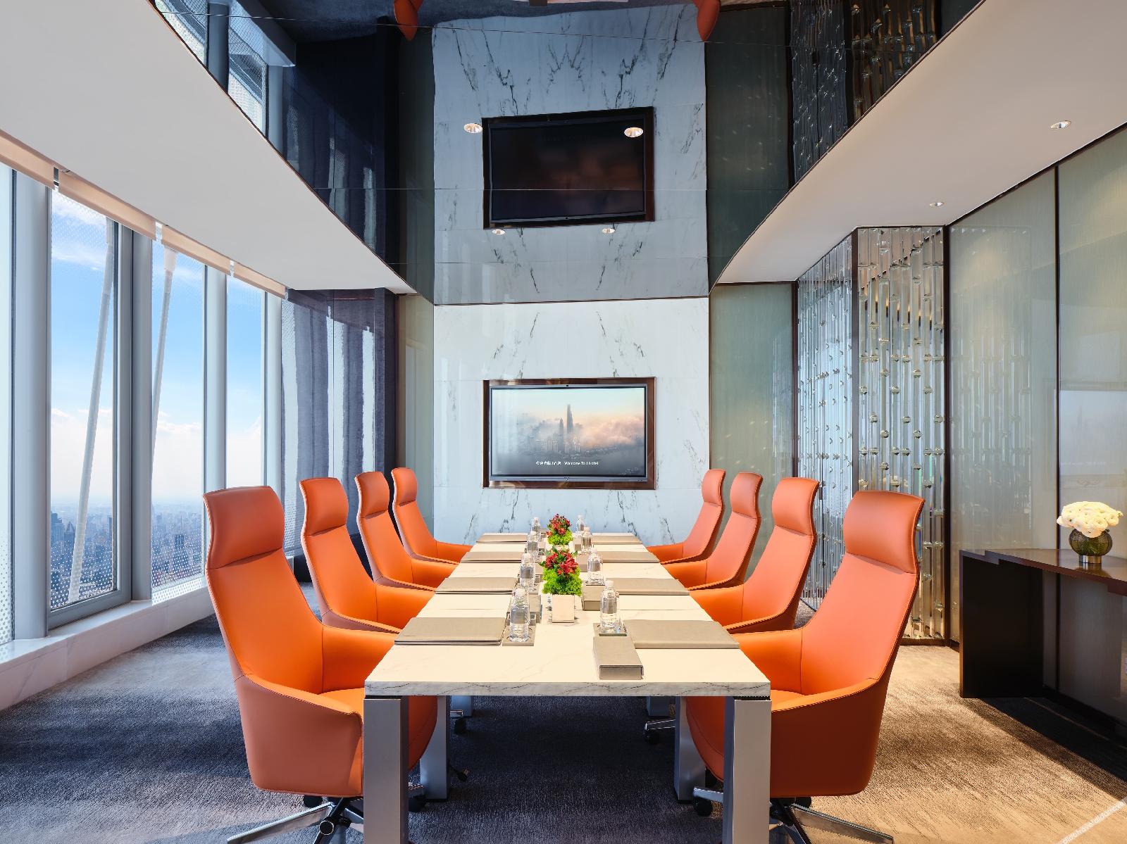 J Hotel Shanghai Tower