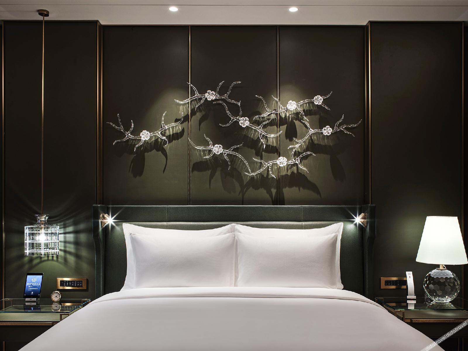 J Hotel Shanghai Tower