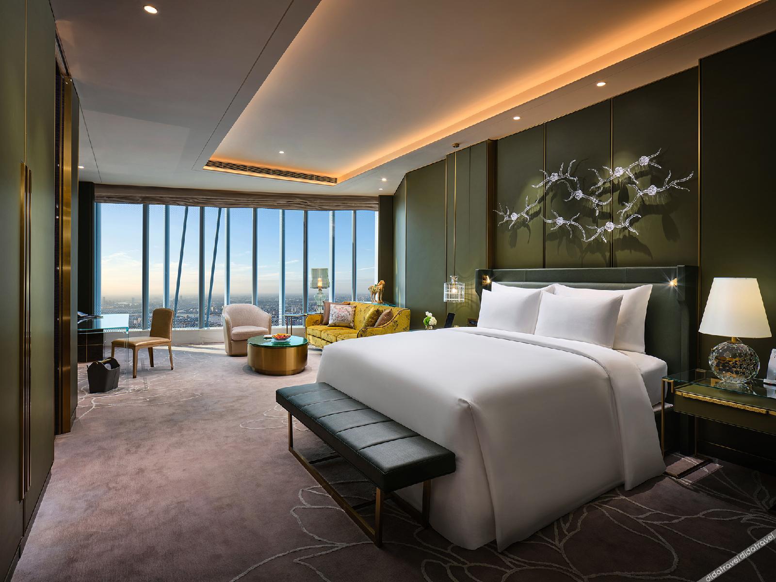 J Hotel Shanghai Tower