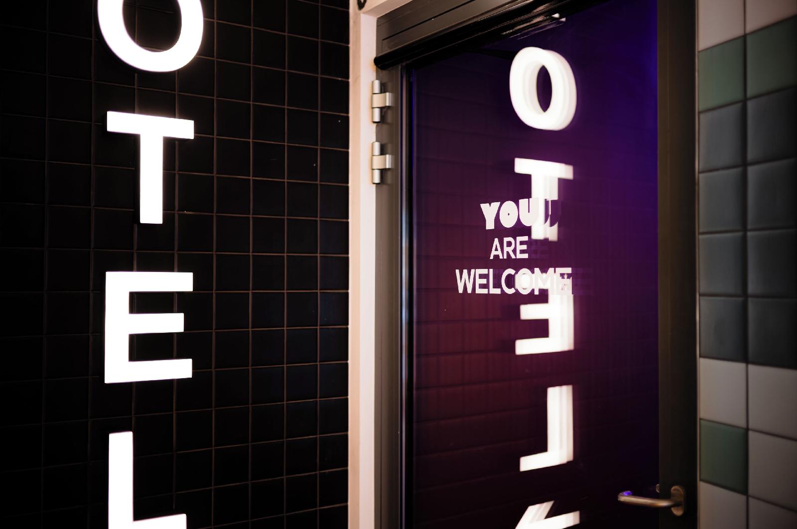 You Hotel Budapest - Handwritten Collection	