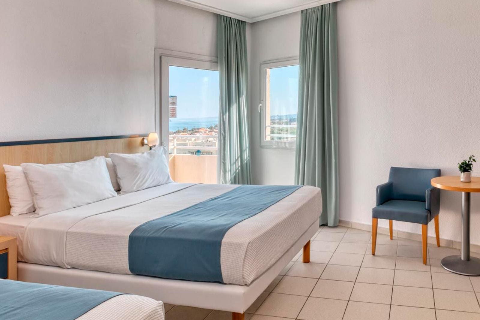 Atlantica Ocean Beach Resort