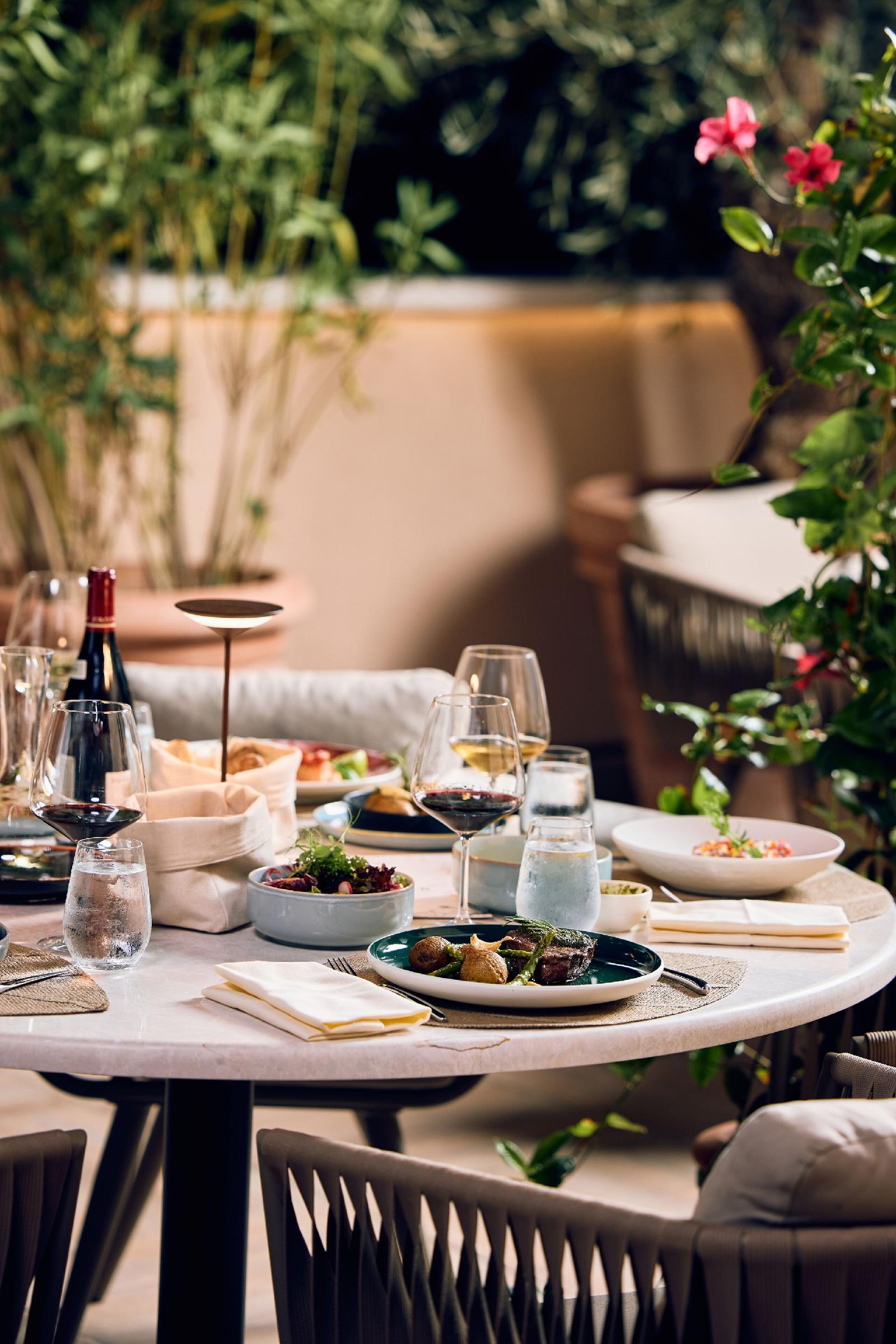La Fleur Boutique Hotel