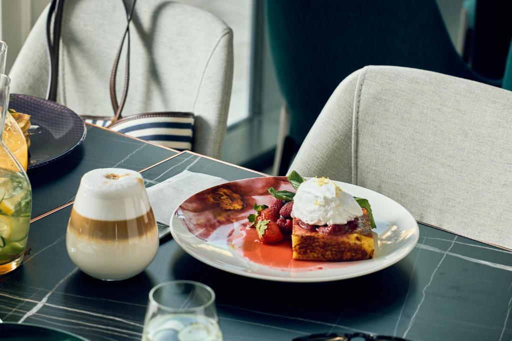 La Fleur Boutique Hotel
