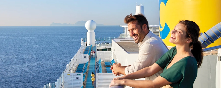 Barcos de Costa Cruceros