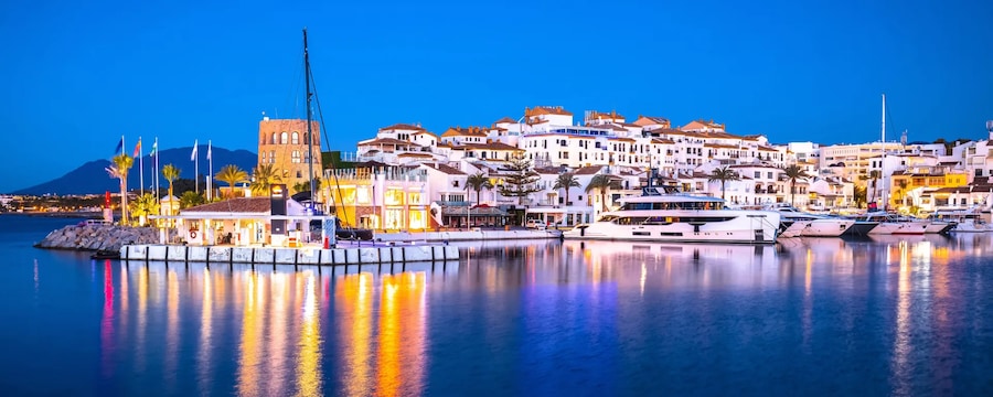 Cruceros por Puerto Banús
