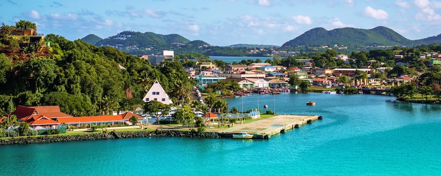 Cruceros que pasan por Castries, Santa Lucía